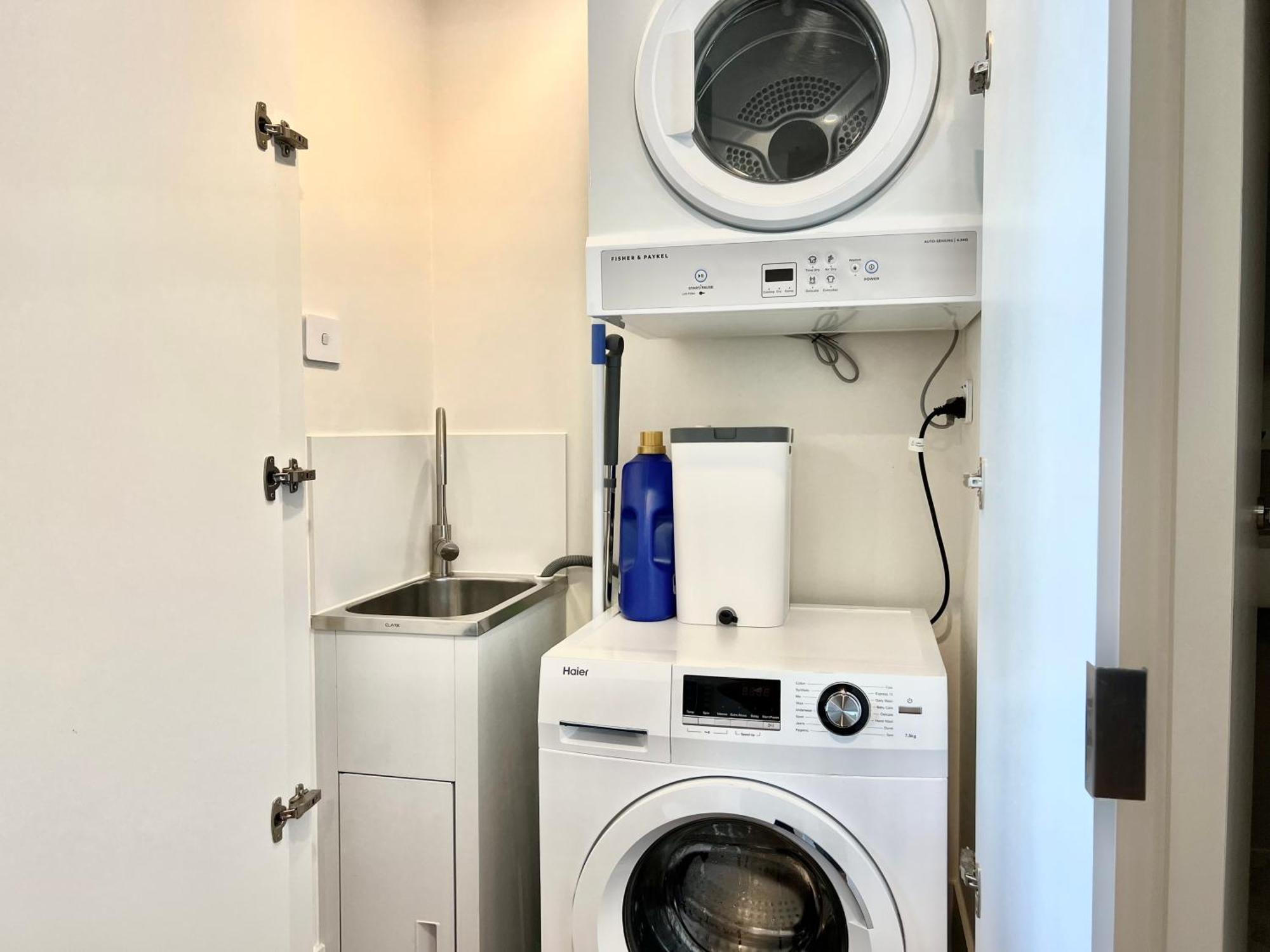 Harbour Towers, Newcastle'S Elite Apartment Stays, Free Parking & Tram Access 외부 사진