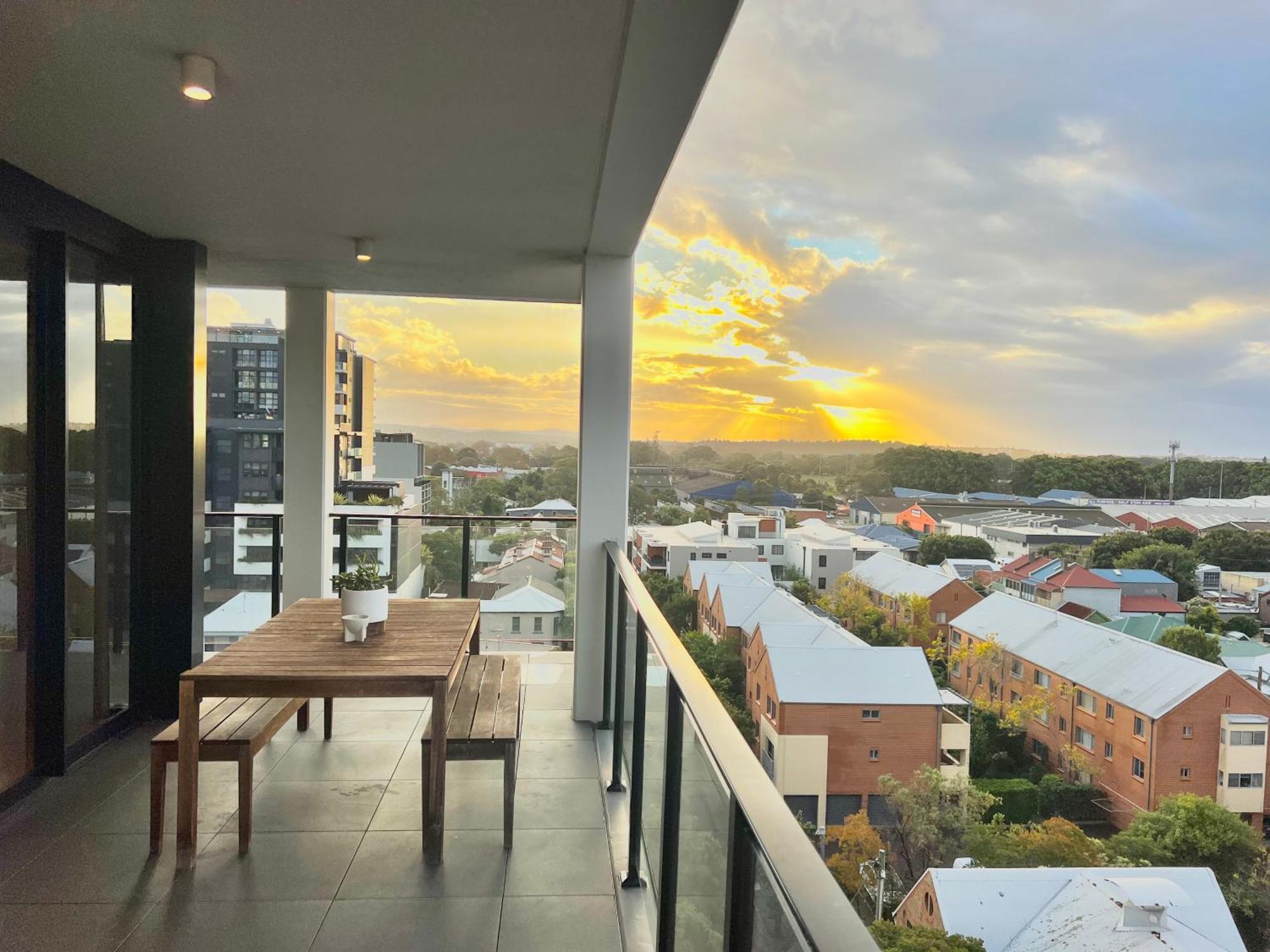 Harbour Towers, Newcastle'S Elite Apartment Stays, Free Parking & Tram Access 외부 사진