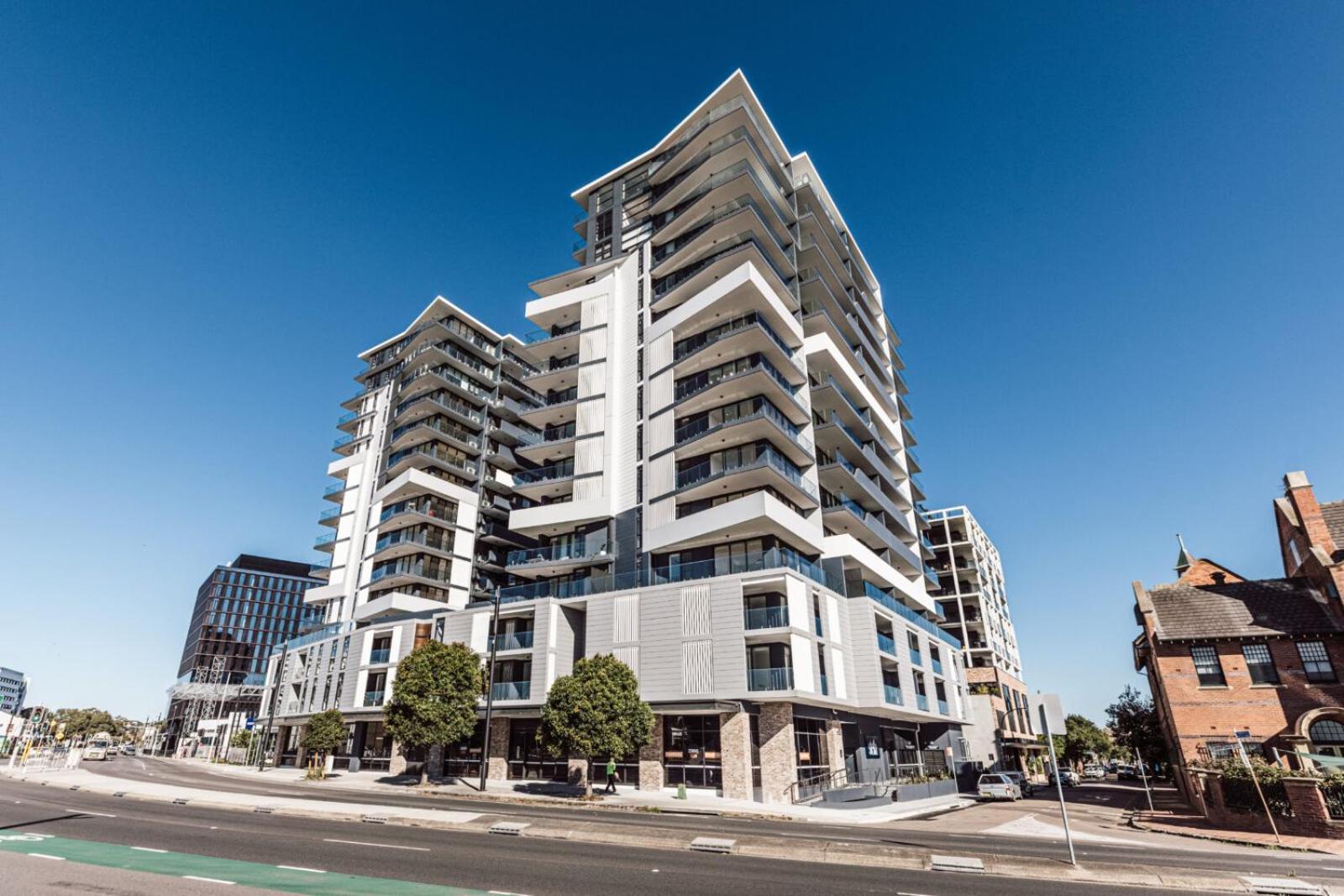 Harbour Towers, Newcastle'S Elite Apartment Stays, Free Parking & Tram Access 객실 사진