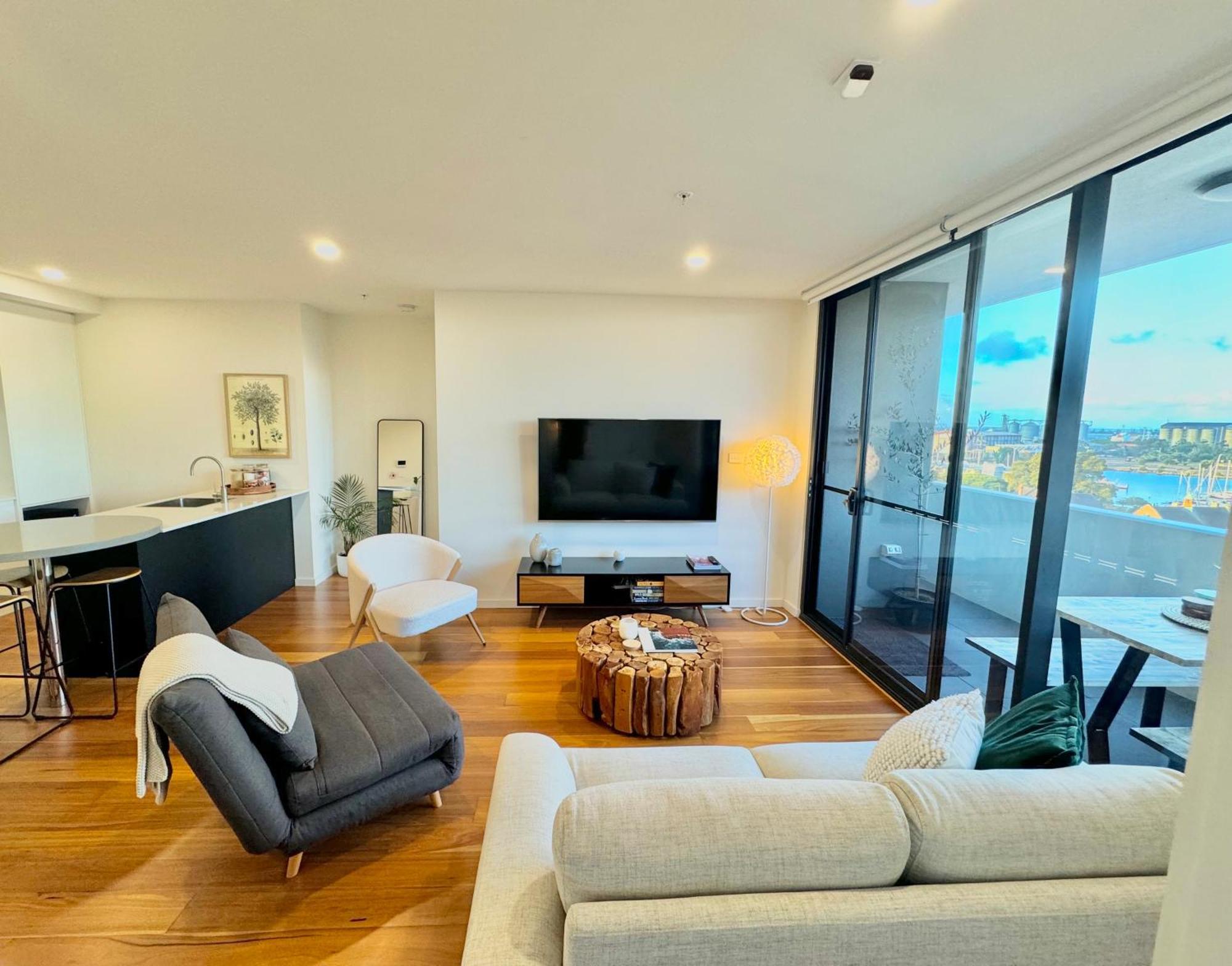Harbour Towers, Newcastle'S Elite Apartment Stays, Free Parking & Tram Access 외부 사진